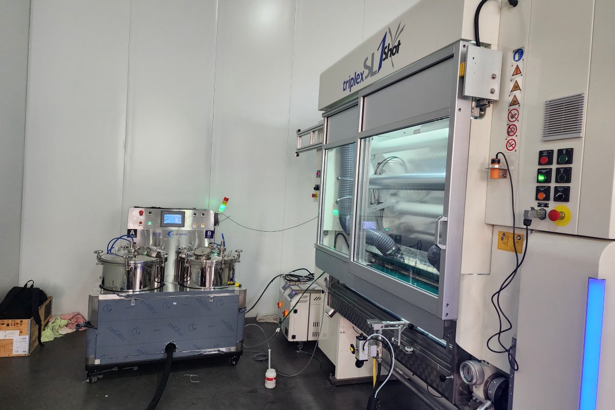Gluexpert | Working Principle of the Solvent-free Two-component Mixing Machine